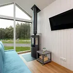 Σπίτι διακοπών Eco With A Hot Tub And Sauna *
