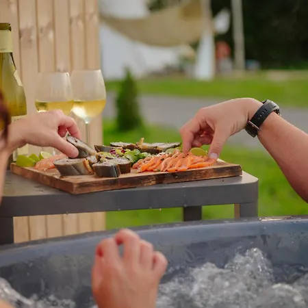 Eco With A Hot Tub And Sauna Feriehus *