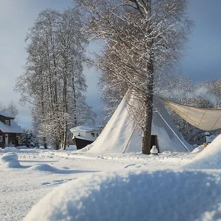 Holiday home Eco With A Hot Tub And Sauna *